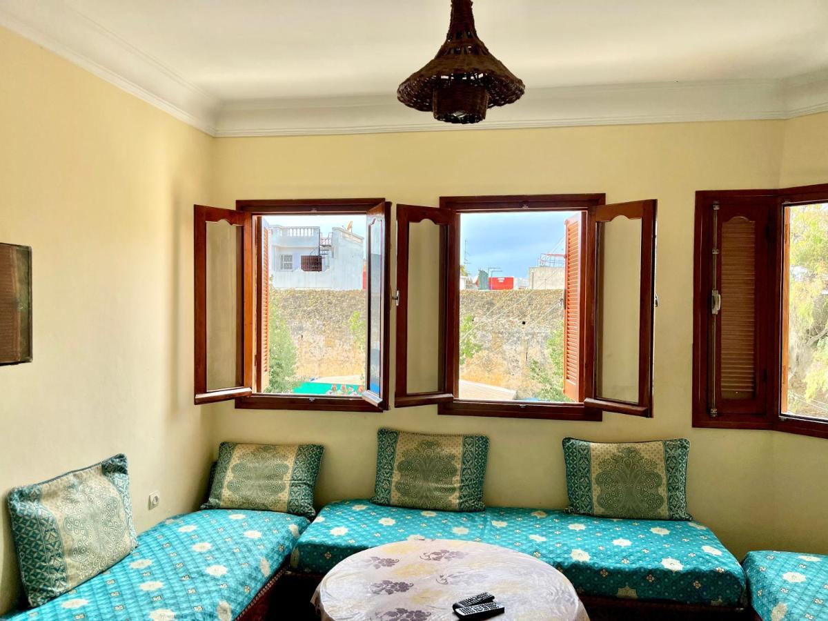 Soleado Apartamento Al Lado De La Preciosa Medina , A 3 Minutos De La Playa Andando I Asilah Bagian luar foto