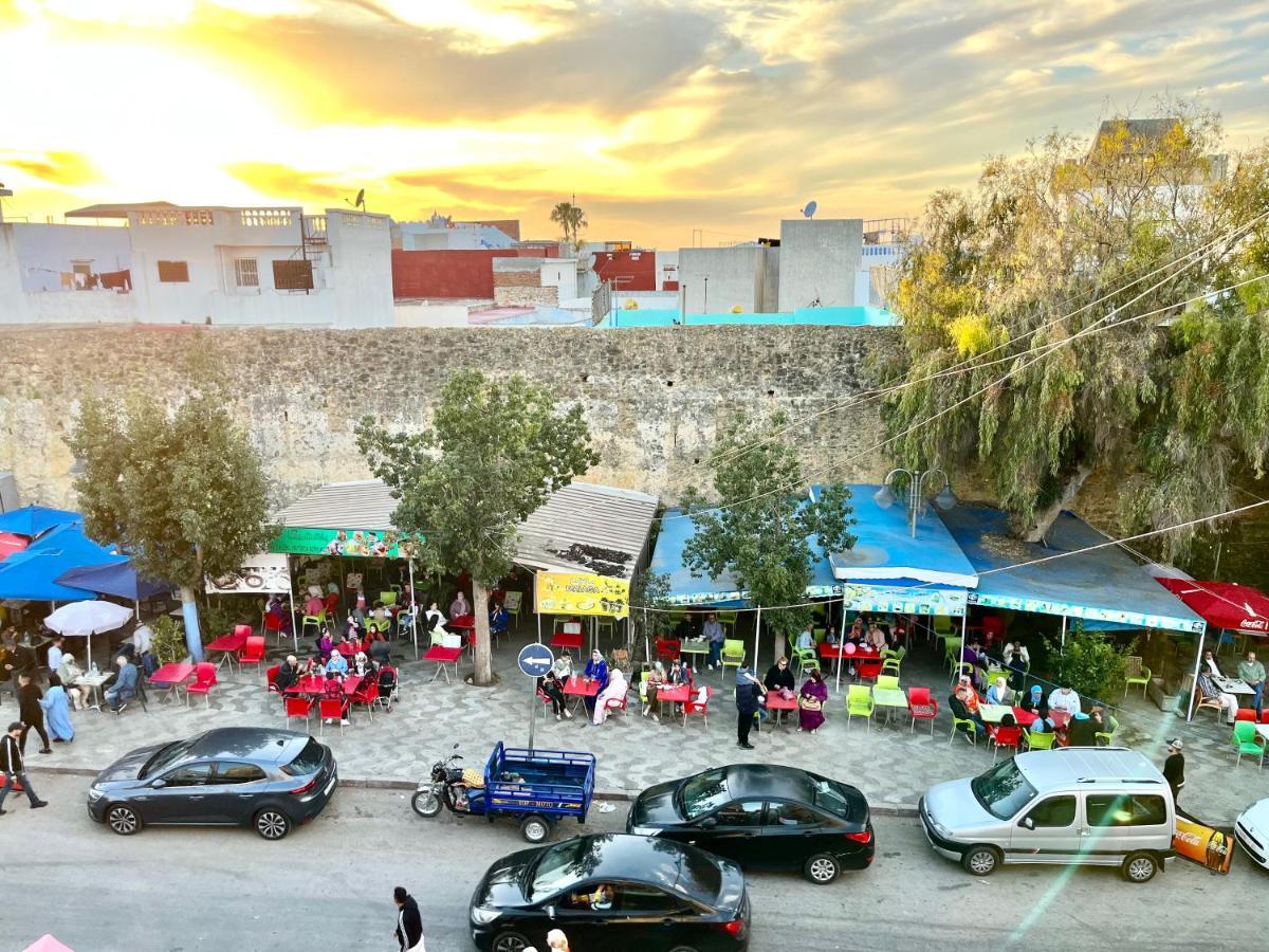 Soleado Apartamento Al Lado De La Preciosa Medina , A 3 Minutos De La Playa Andando I Asilah Bagian luar foto