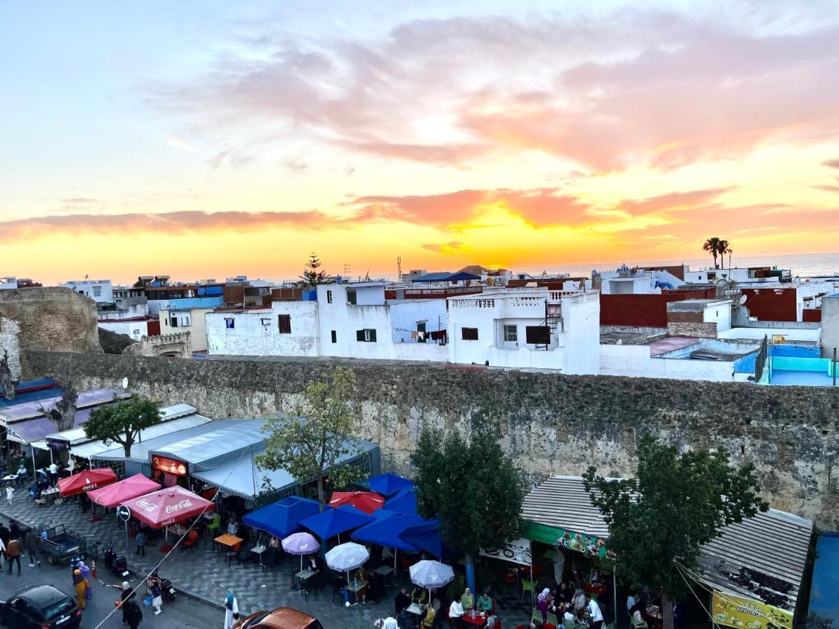 Soleado Apartamento Al Lado De La Preciosa Medina , A 3 Minutos De La Playa Andando I Asilah Bagian luar foto